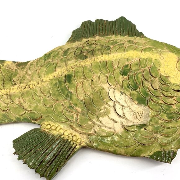 Art Pottery Fish Decor 13" Signed Meg Green Yellow Hand Crafted - Picture 3 of 12